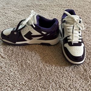 Men’s Off White Sneakers Size 41 ( 8 )